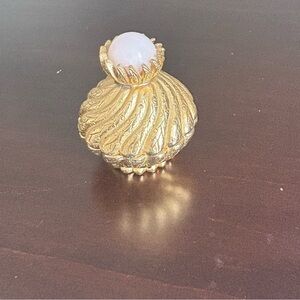 MCM Vintage Florenza Gold-Tone Salt Urn/Snuff Box With Rose Quartz Top